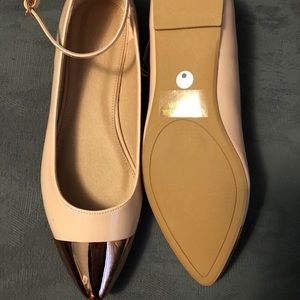 Light pink pointed toe flats
